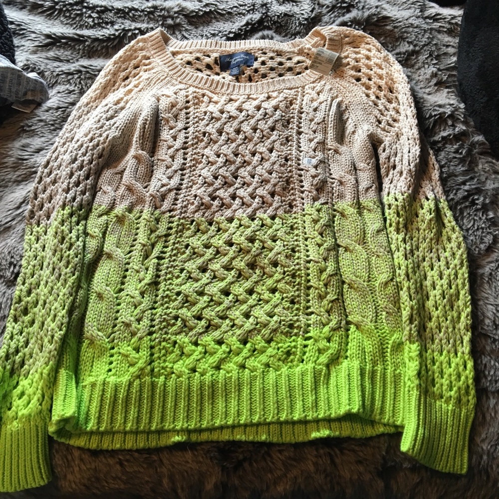 American Eagle Sweater